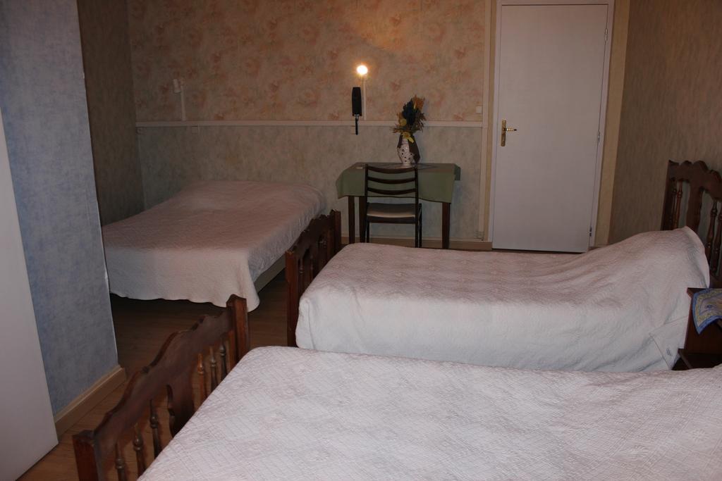 Hotel Restaurant La Camargue Salin de Giraud Ruang foto